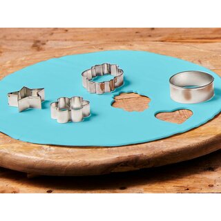 FunCakes Ready Rolled Fondant Disc -Baby Blue-